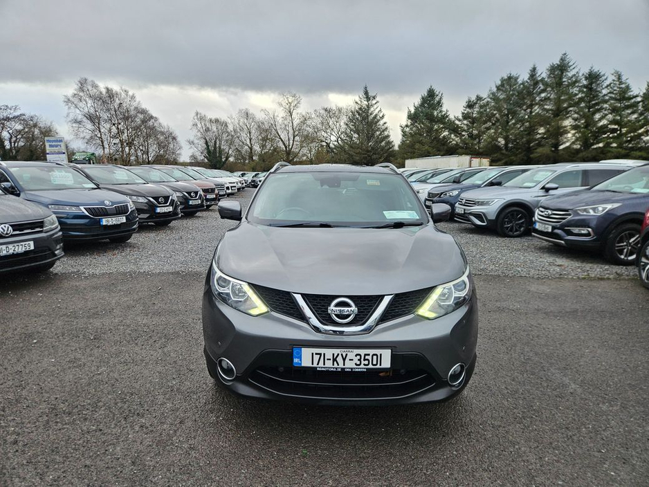2017 Nissan Qashqai 1.5 DCI N-vision 110PS 5DR €14,500