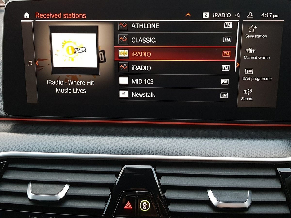 2022 BMW 5 Series - image 17