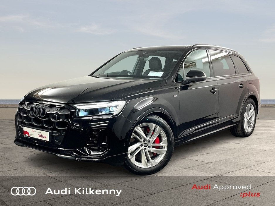 2026 Audi Q7 55 TFSI E Q S LINE €104,900