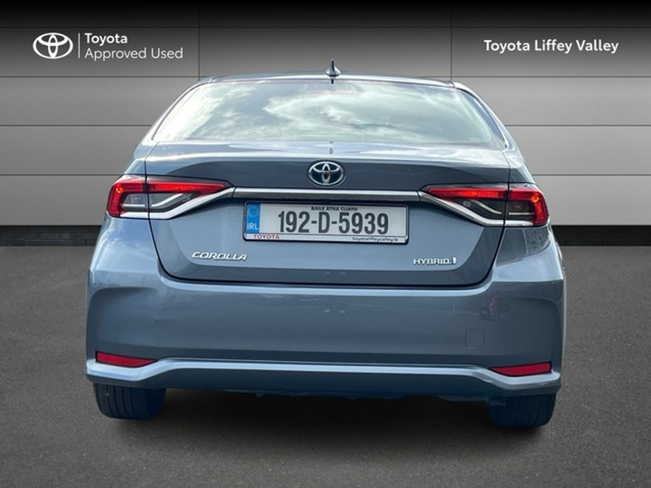 2019 Toyota Corolla - image 4