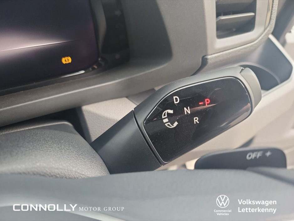 2026 Volkswagen Crafter - image 8