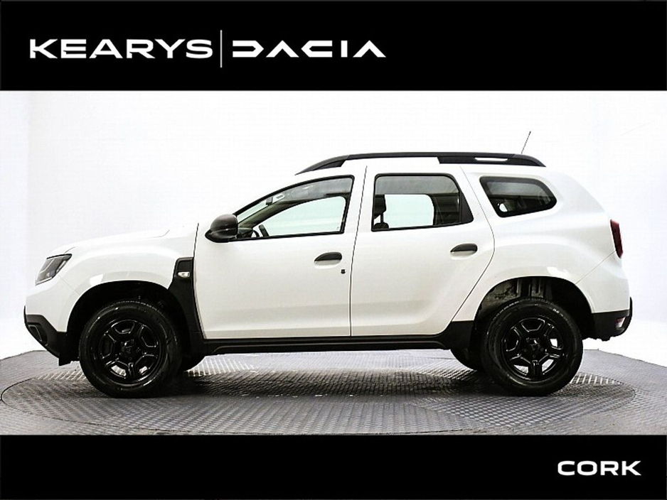2019 Dacia Duster - image 3