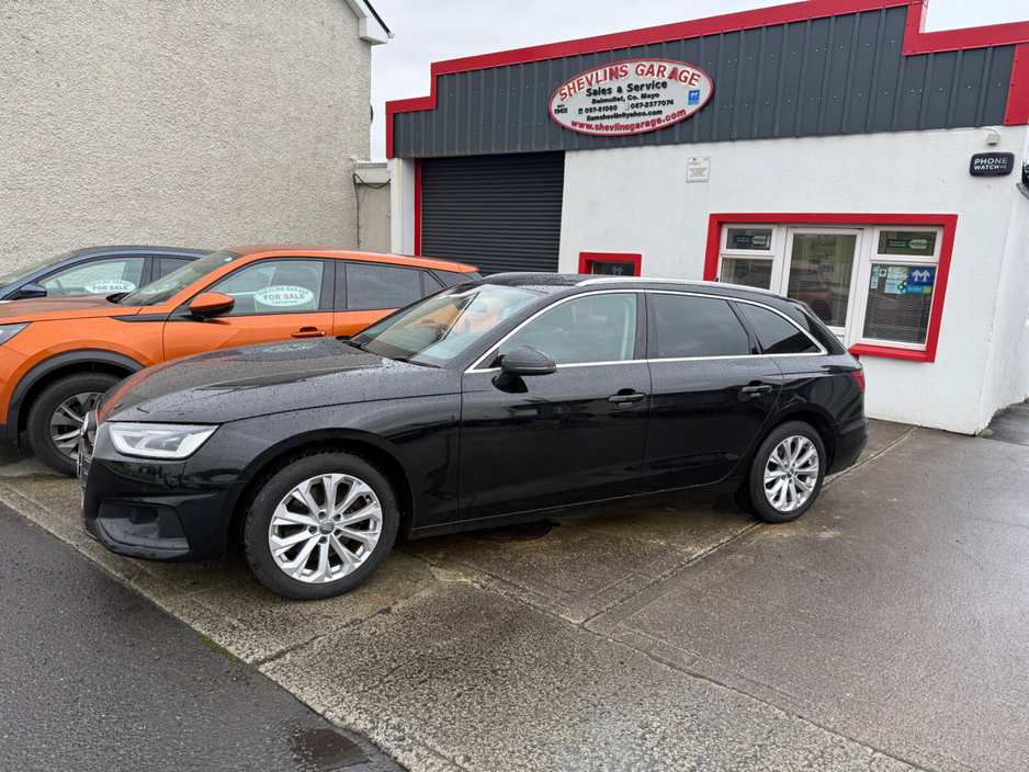 2020 Audi A4 35 TDI 163HP S Tronic SE €25,995
