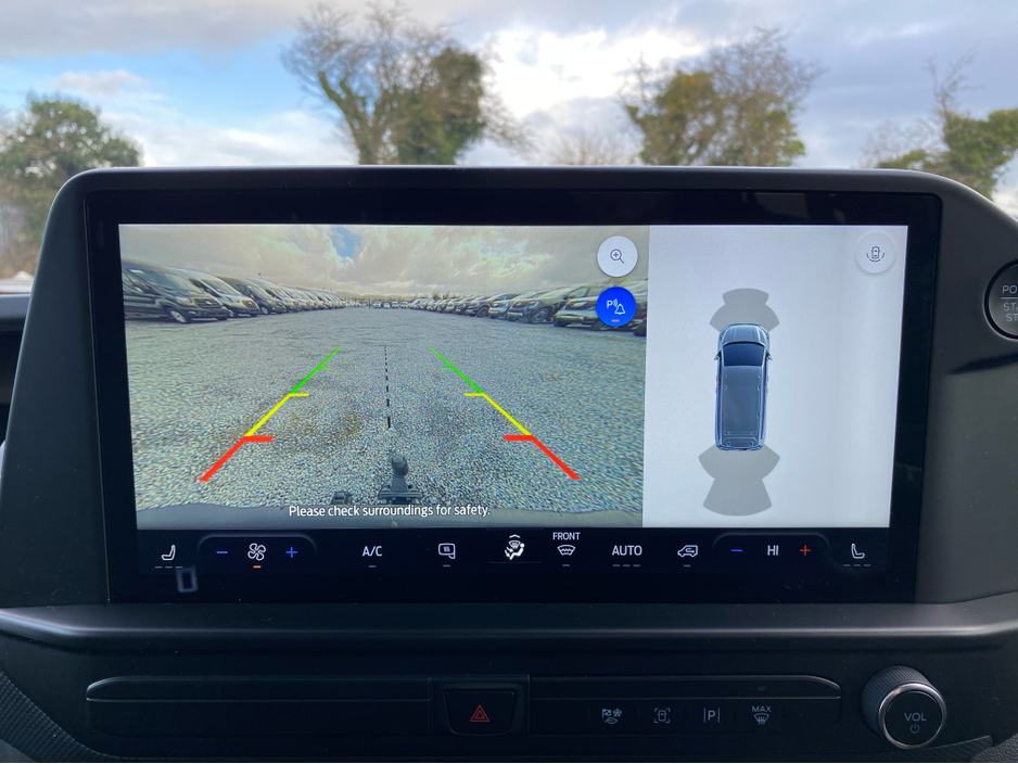 2025 Ford Transit Custom Crewcab SWB PHEV 232BHP Auto