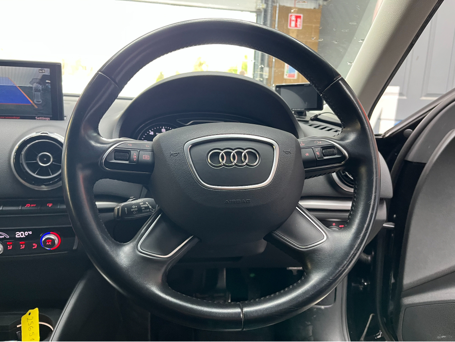 2015 Audi A3 - image 8
