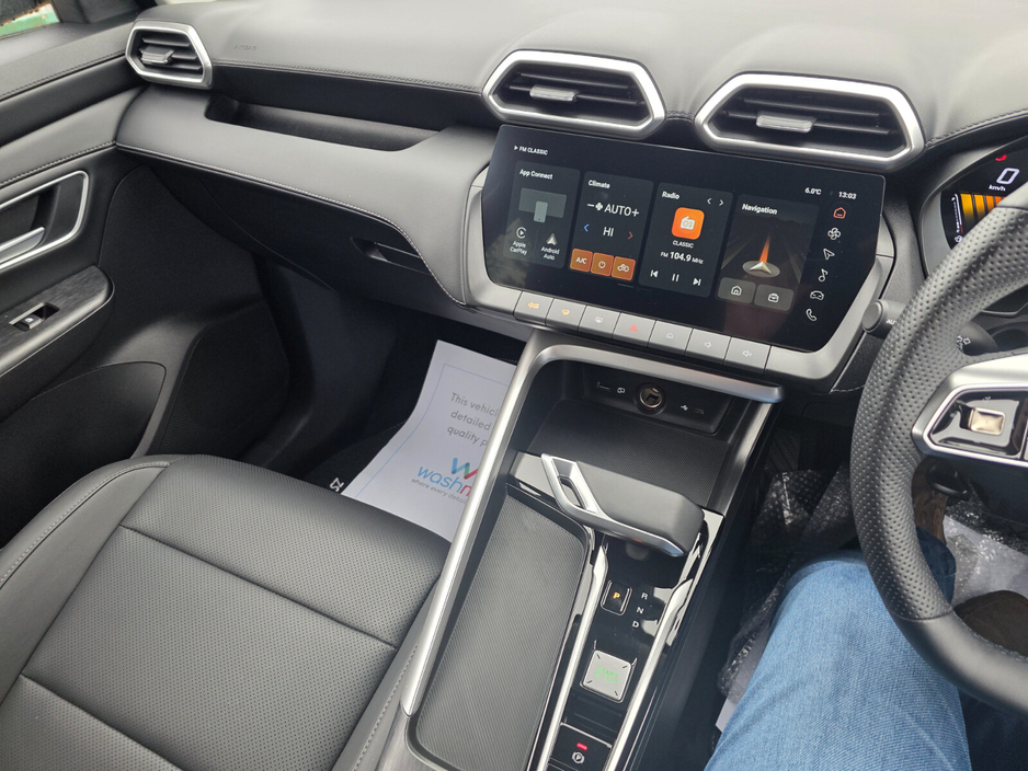 2025 MG ZS - image 9