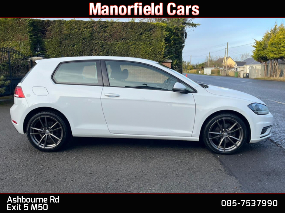 2019 Volkswagen Golf - image 34