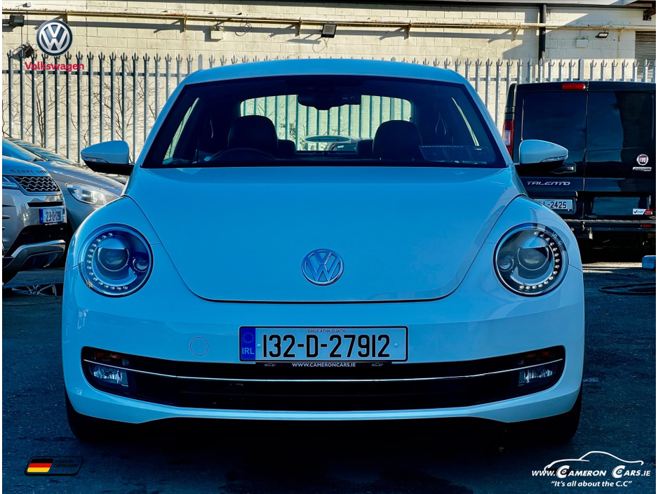 2013 Volkswagen Beetle - image 40