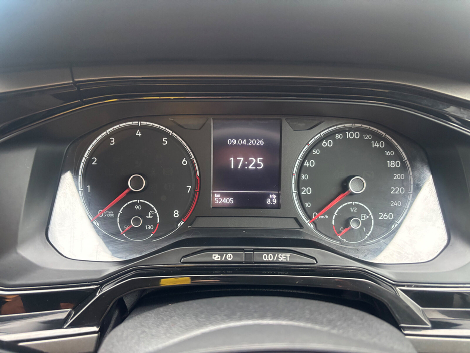 2018 Volkswagen Polo - image 6