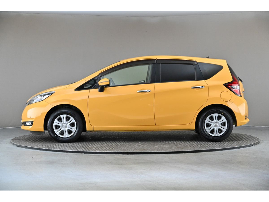 2019 Nissan Note - image 5