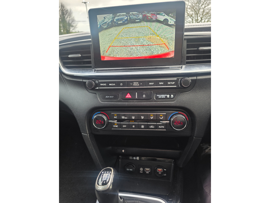 2018 Kia Ceed - image 11