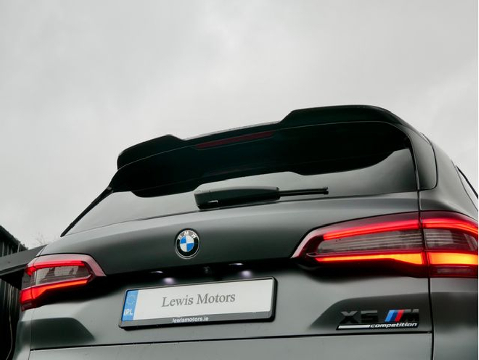 2022 BMW X5 - image 11