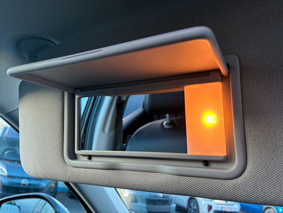 2024 Honda Civic - image 30