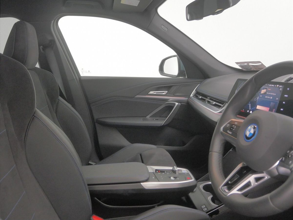 2025 BMW iX1 eDrive20 M Sport €49,900