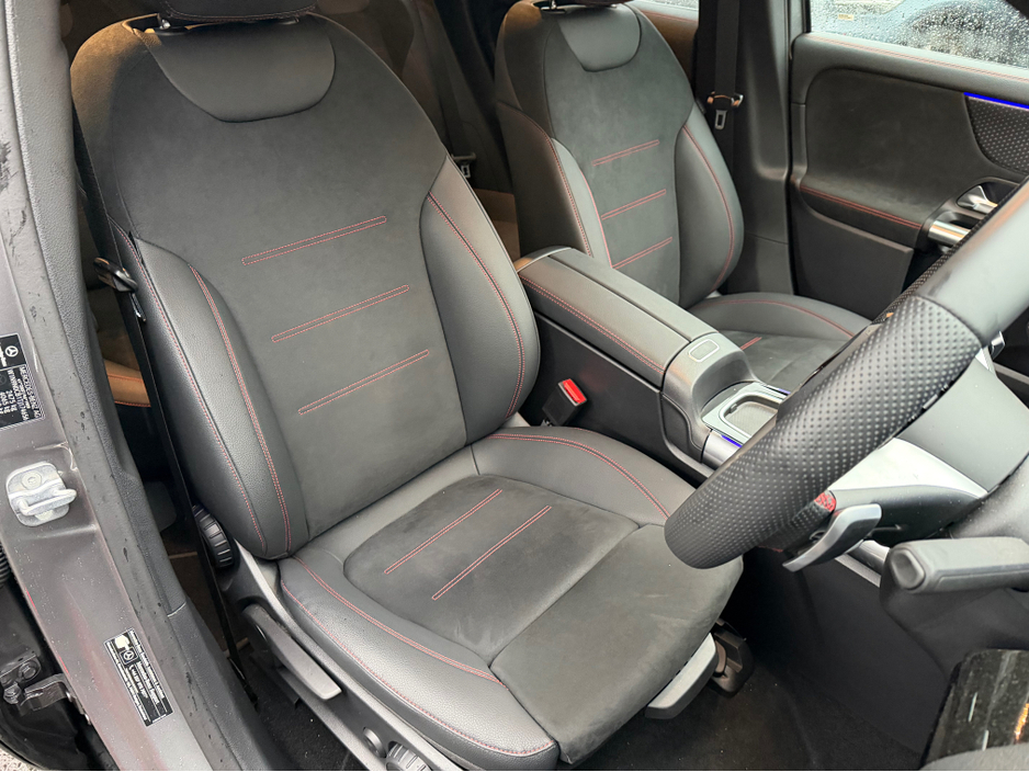 2025 Mercedes-Benz EQA 250 PLUS URBAN EDITION//GREAT SPEC//SIMI AND AA DEALER €44,950