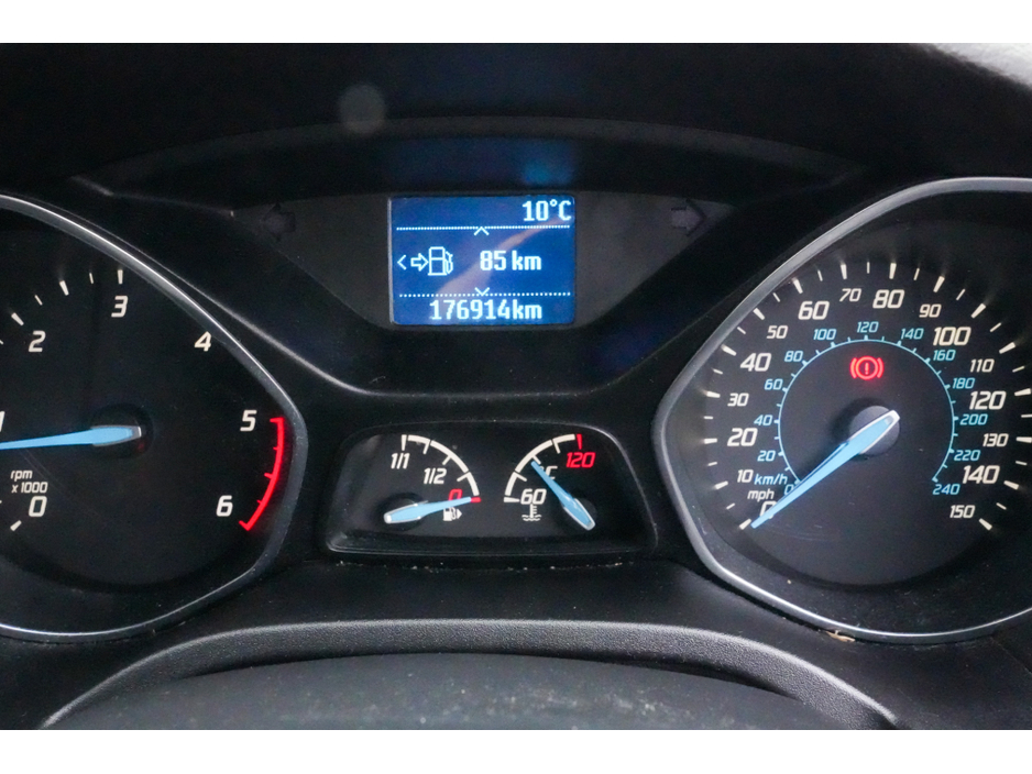 2013 Ford Focus - image 18