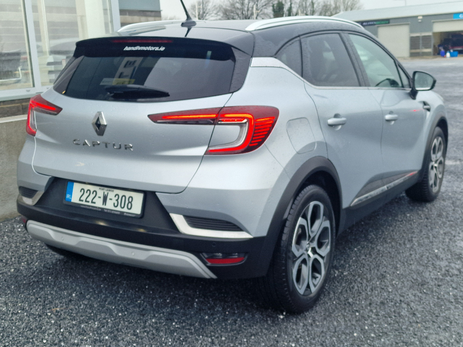 2022 Renault Captur SE Edition Naeb TCE 90 Manual €17,950