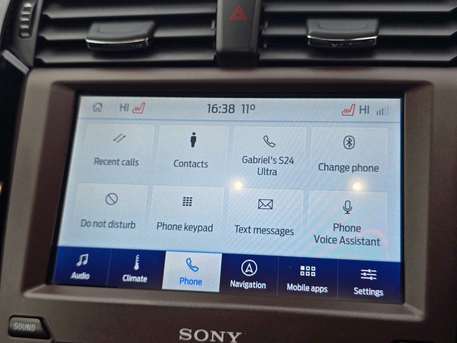 2020 Ford Mondeo - image 26