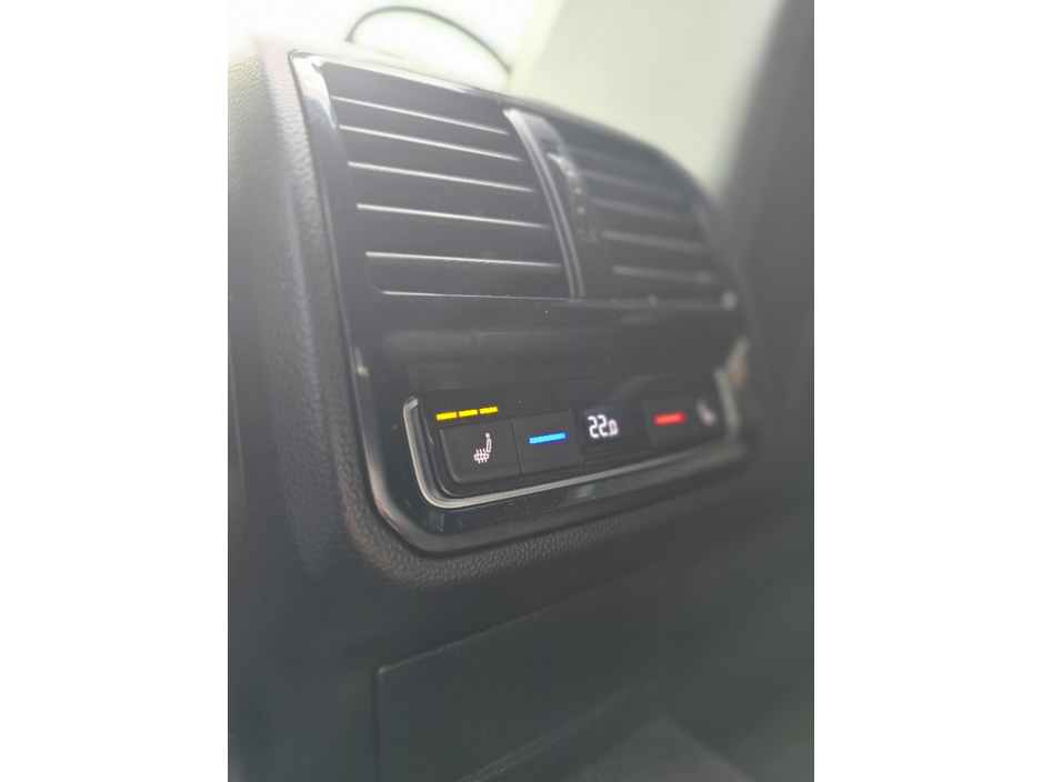 2018 Volkswagen Arteon - image 12