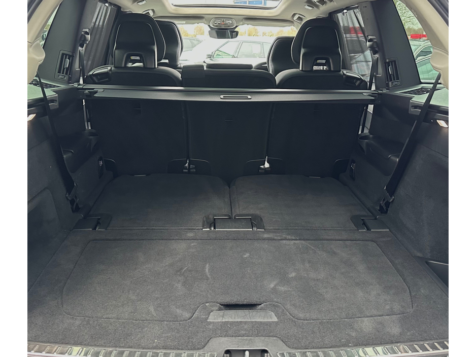2025 Volvo XC90 - image 19