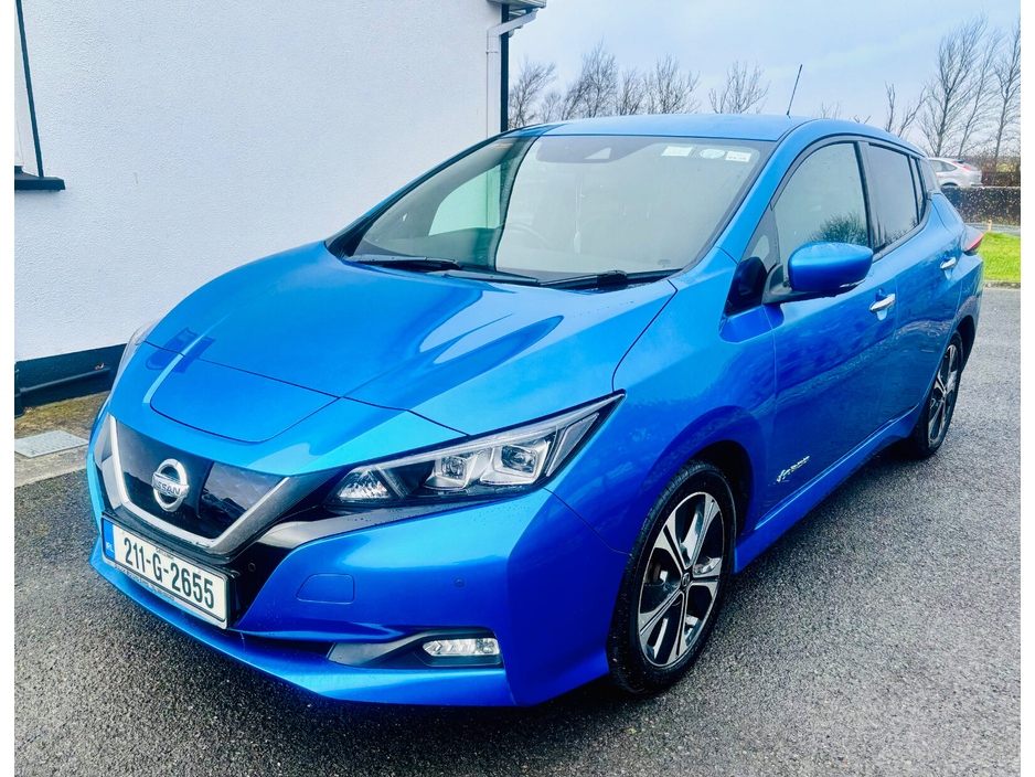 2021 Nissan Leaf - image 2