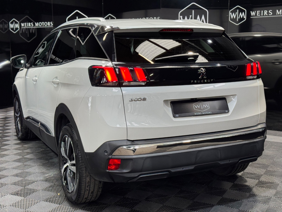 2020 Peugeot 3008 - image 12