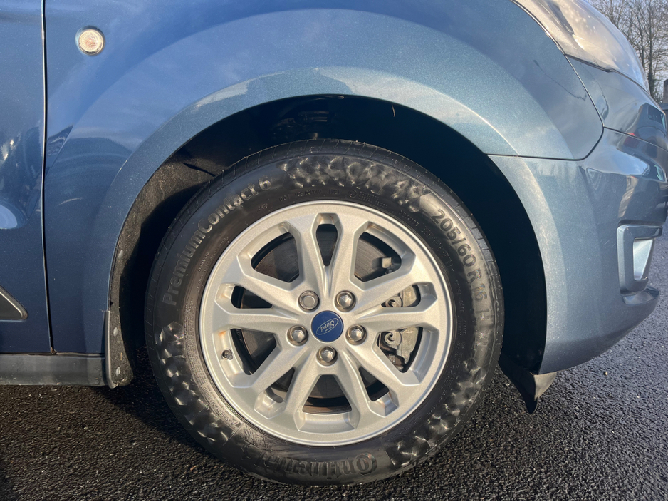 2021 Ford Tourneo Connect LWB, Wheelchair Accessible €24,995