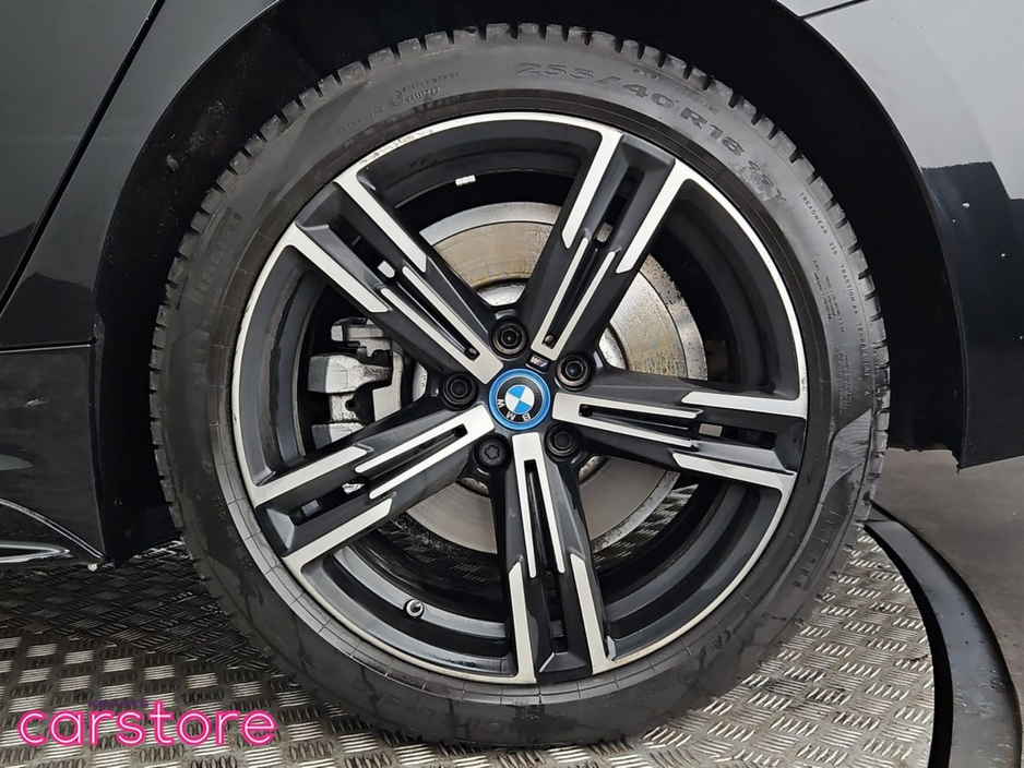 2023 BMW 3 Series 330 E M Sport Auto 330 e M Sport 330 e 292 12kWh PHEV 113BHP /83kw Step Auto Start/Stop €42,880