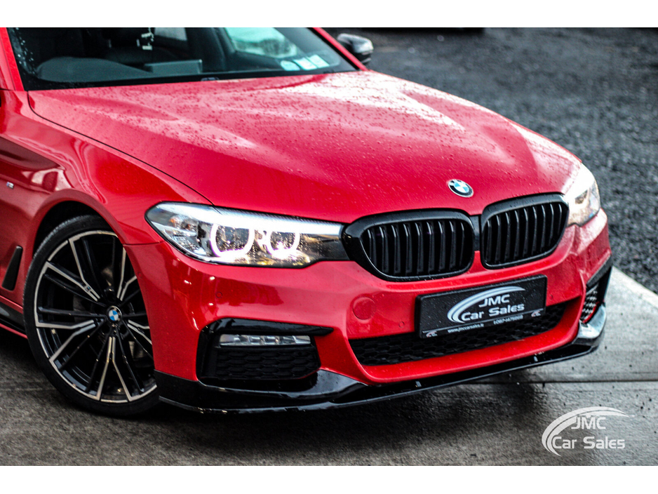 2018 BMW 5 Series - image 3