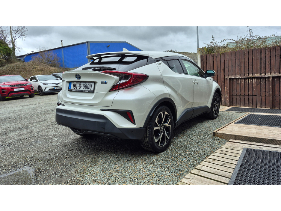 2019 Toyota C-HR - image 14