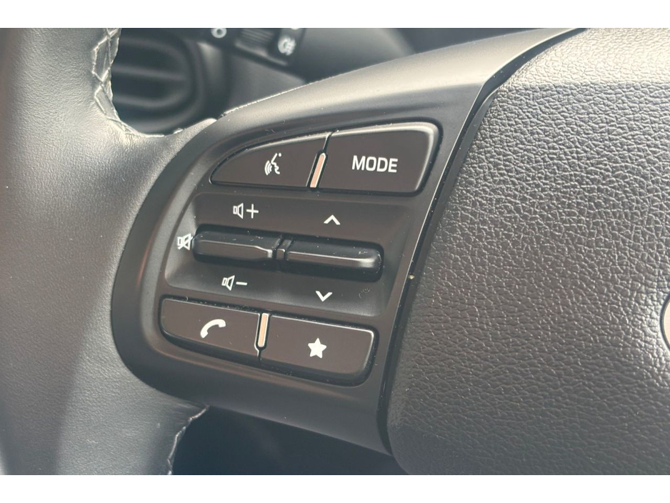 2024 Hyundai i10 ADVANCE €17,995