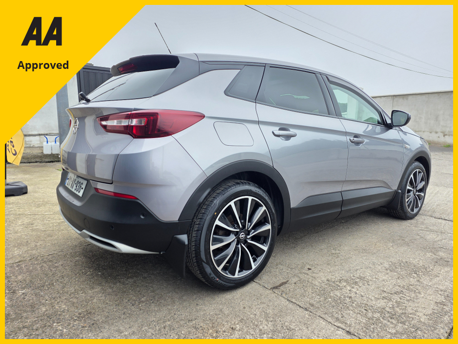 2021 Opel Grandland X - image 9