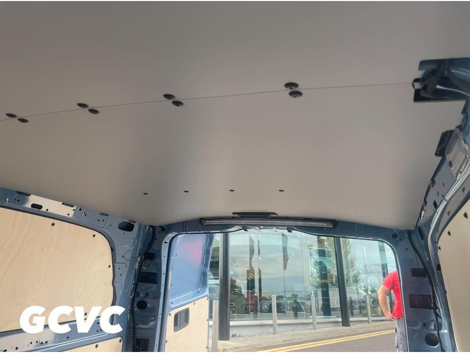 2026 Mercedes-Benz Vito - image 14