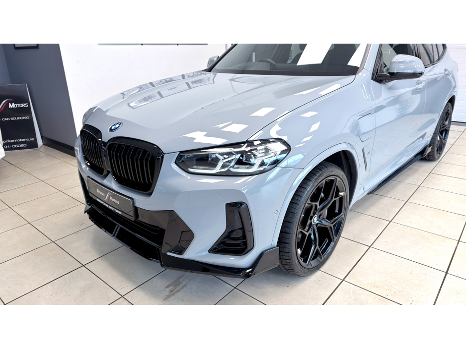 2023 BMW X3 - image 5