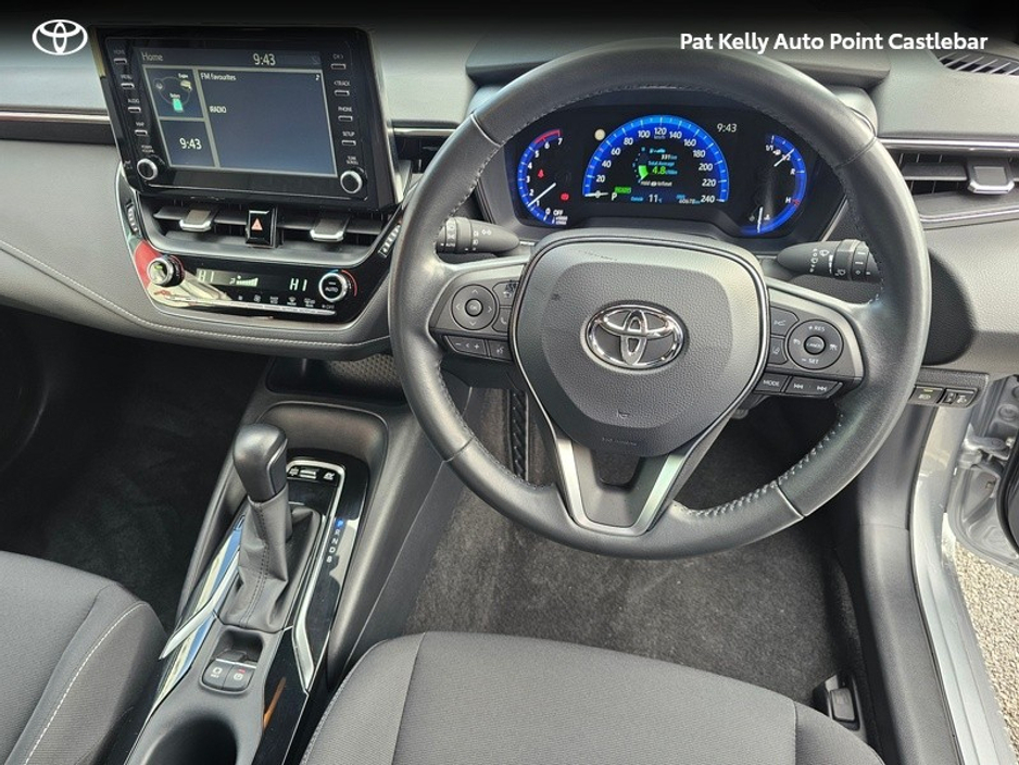 2022 Toyota Corolla - image 9