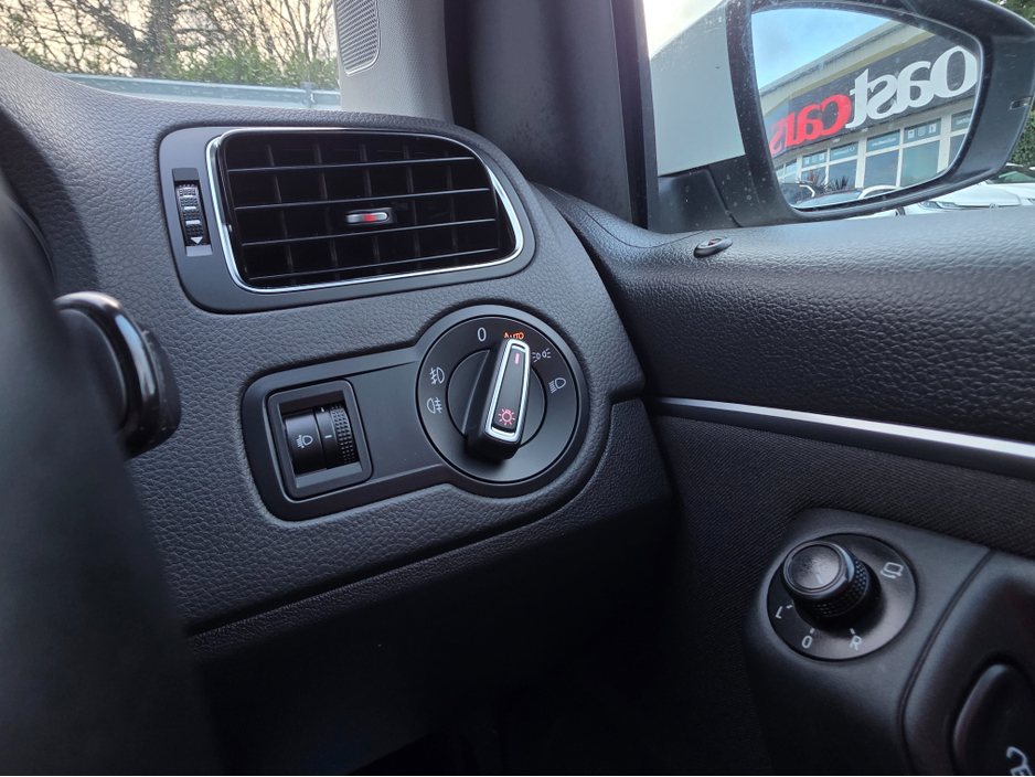 2016 Volkswagen Polo ( 162 REG 1.2 TSI PRIVACY GLASS ALLOYS REV CAMERA MULTIFUNCTION STEERING WHEEL LOW TAX BAND €13,500