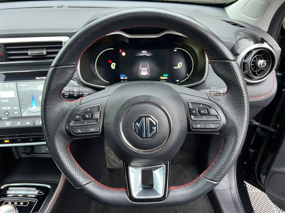 2023 MG ZS EV // LOW MILEAGE // APPLE CARPLAY/ANDROID AUTO // 360 PARKING CAMERAS // DIGITAL CLUSTER €20,900