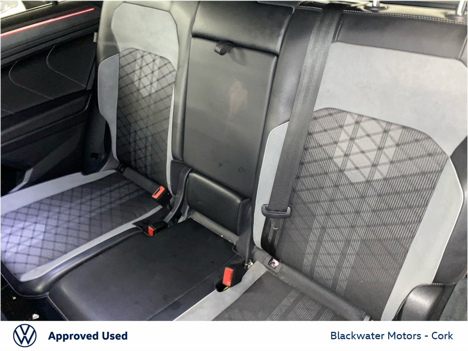 2022 Volkswagen Tiguan Allspace 2.0TDI 150BHP R-LINE A7 €42,995