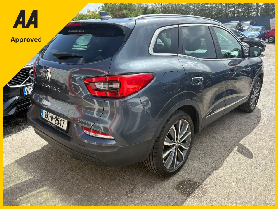 2019 Renault Kadjar - image 4