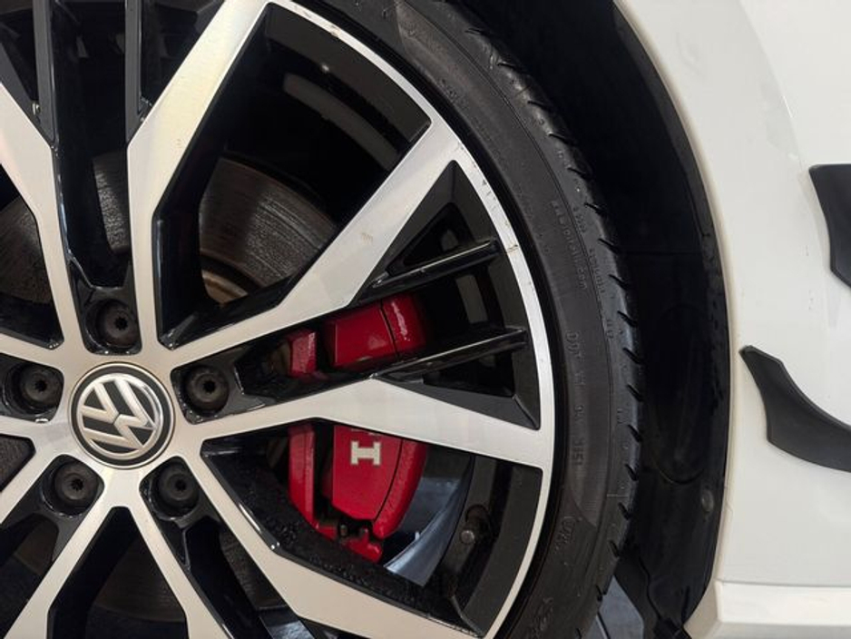 2019 Volkswagen Golf - image 20