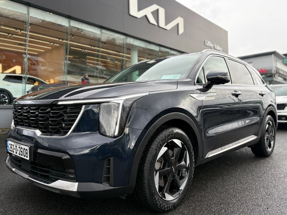 2025 Kia Sorento Plug in hybrid ( 7 seats ) €59,995