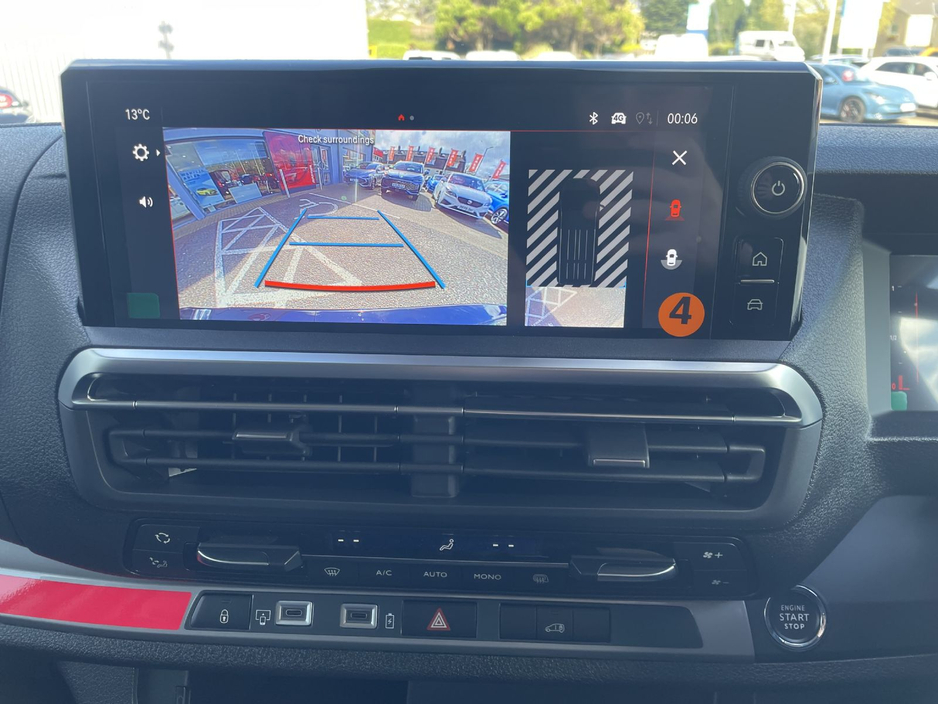 2026 Opel Vivaro - image 17