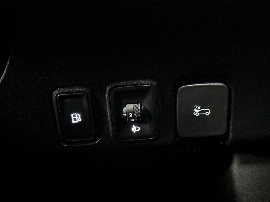 2025 MG HS - image 24