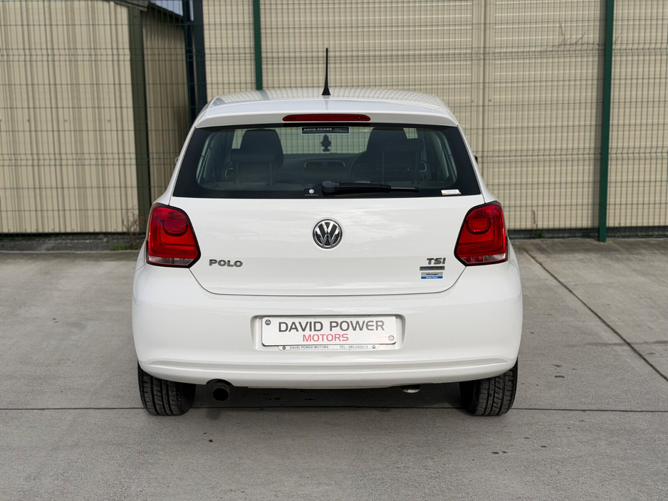 2014 Volkswagen Polo - image 5
