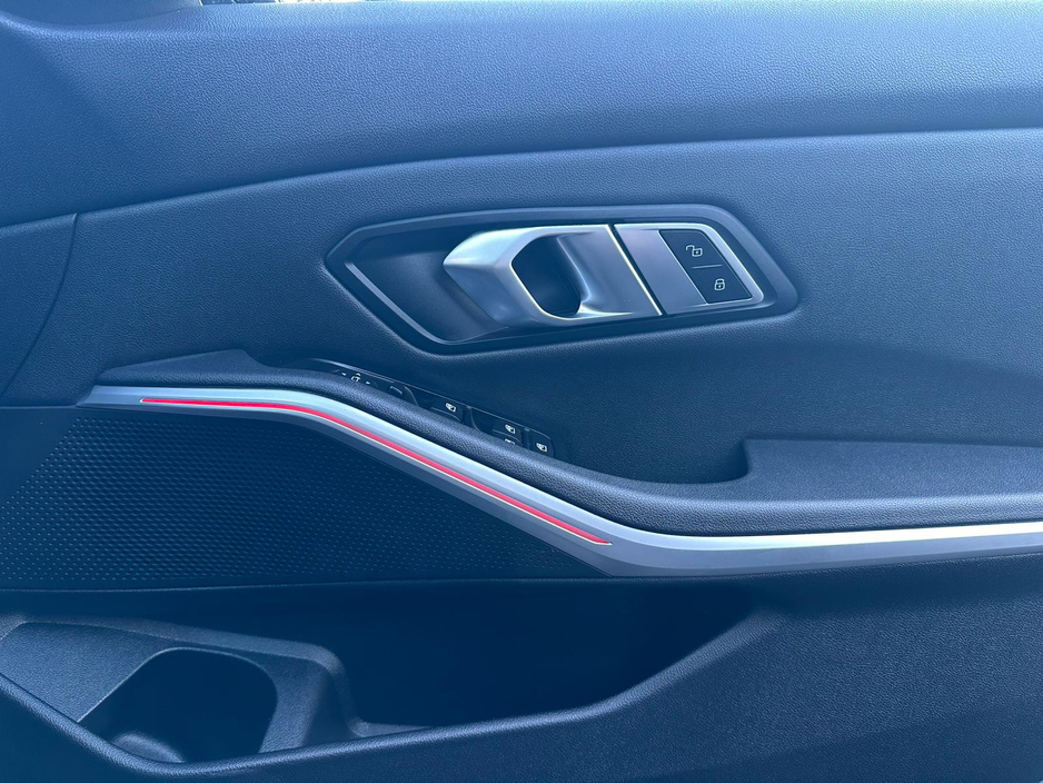 2019 BMW 3 Series 318D G20 D SE AUTO SERVICE HISTORY €26,495