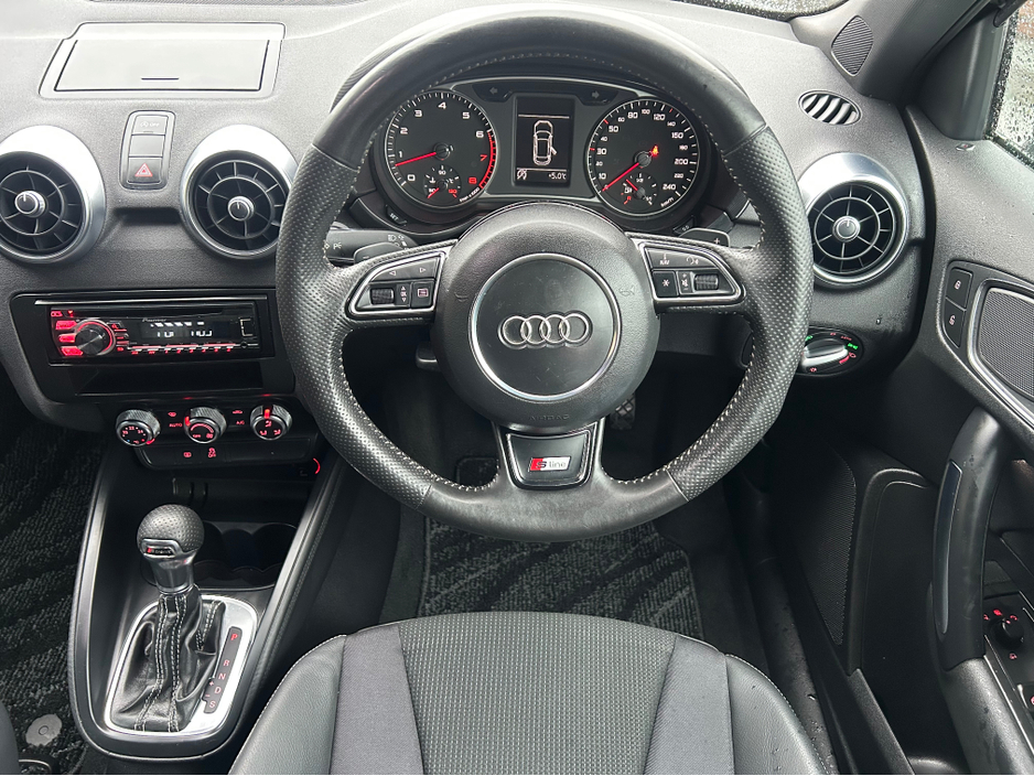 2013 Audi A1 - image 9