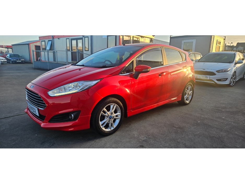2015 Ford Fiesta - image 21