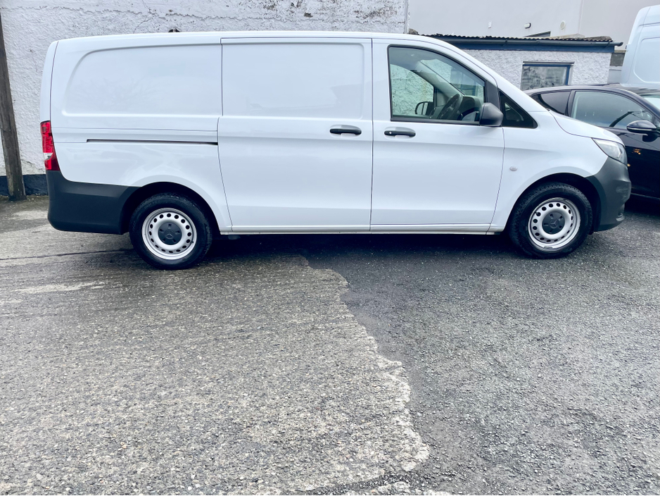 2023 Mercedes-Benz Vito - image 16