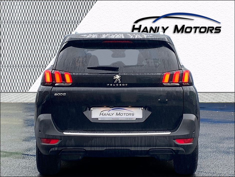 2018 Peugeot 5008 - image 7