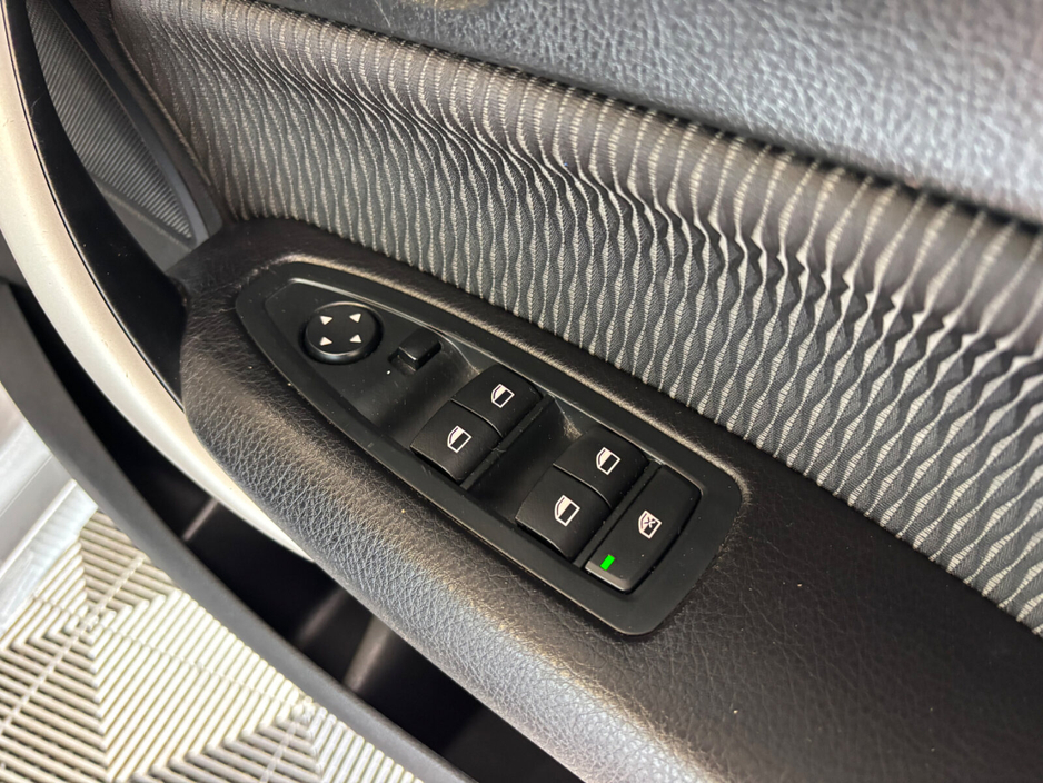 2018 BMW 1 Series - image 11